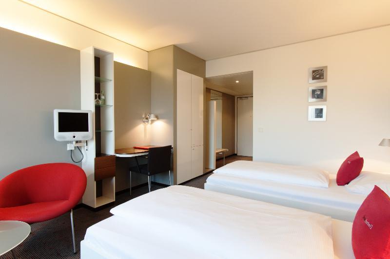 Vienna House Easy By Wyndham 4*