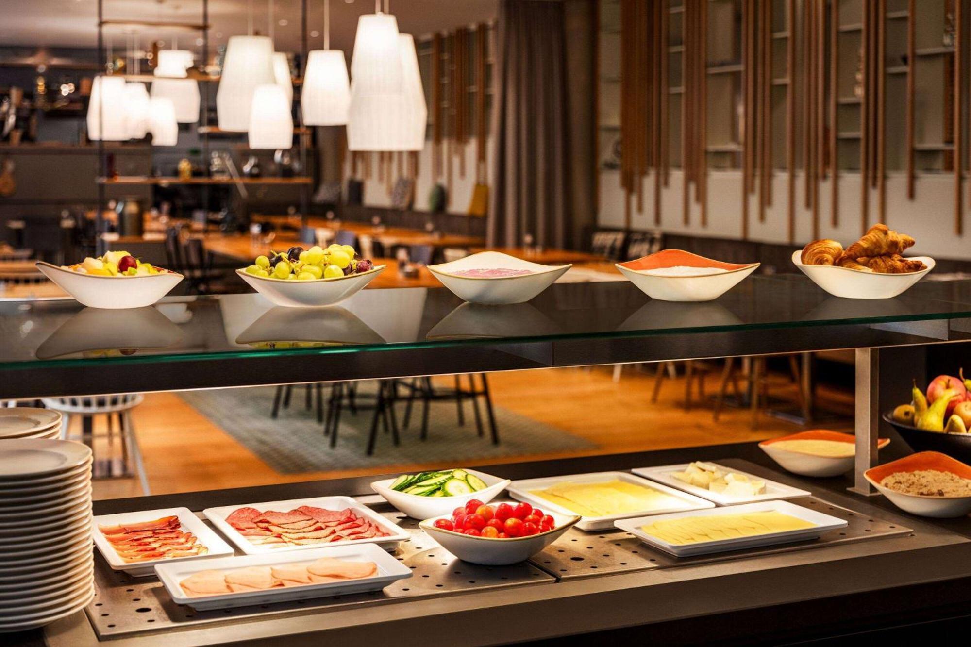 Vienna House Easy By Wyndham 4*