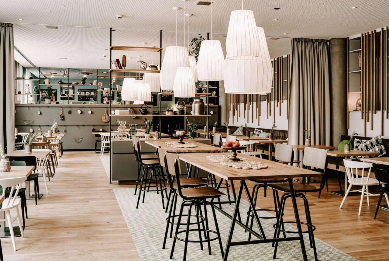 Vienna House Easy By Wyndham 4*